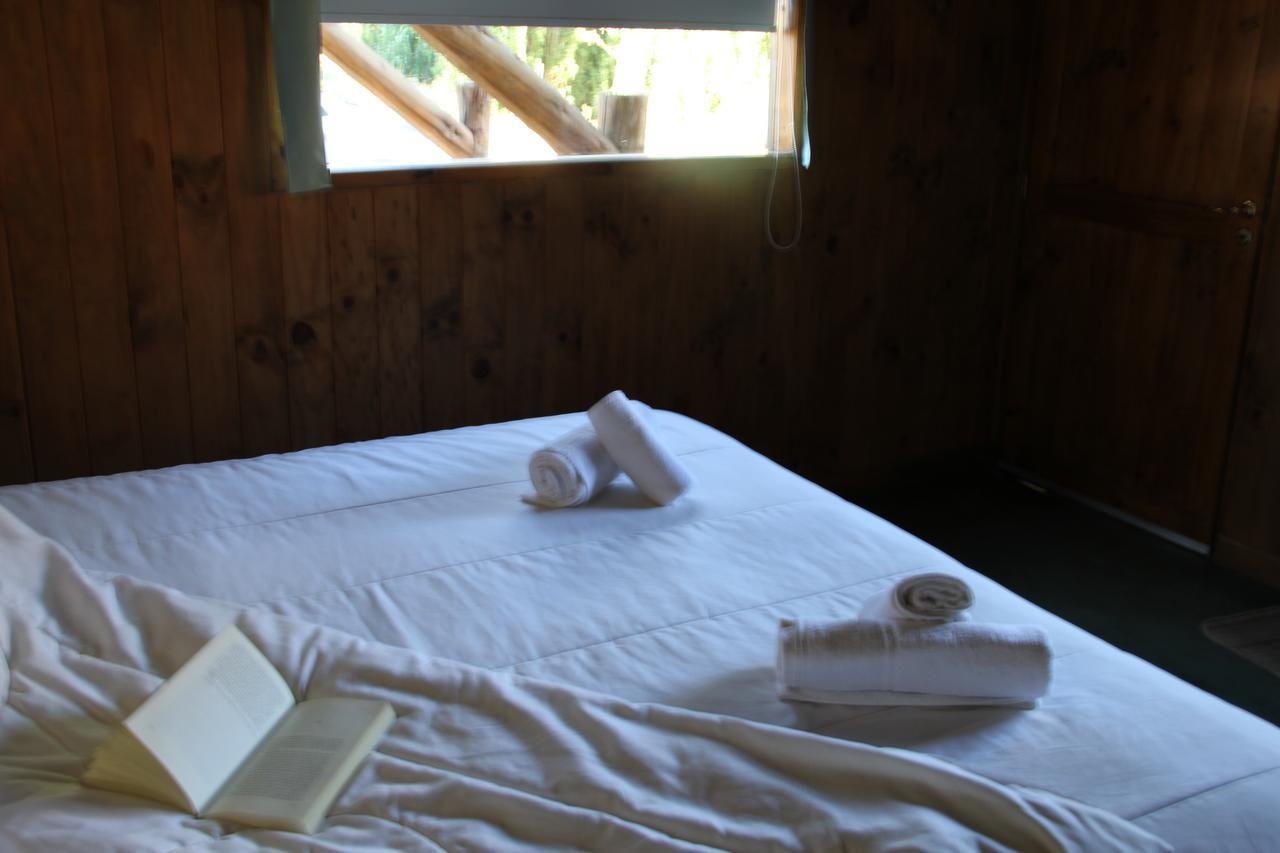 Montana Negra Hotel Alumine Room photo