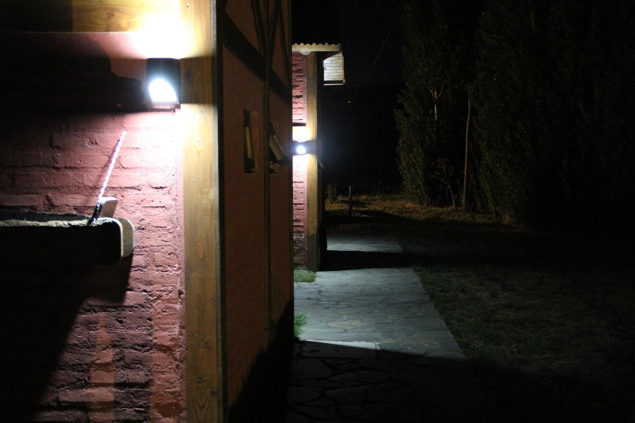 Montana Negra Hotel Alumine Exterior photo